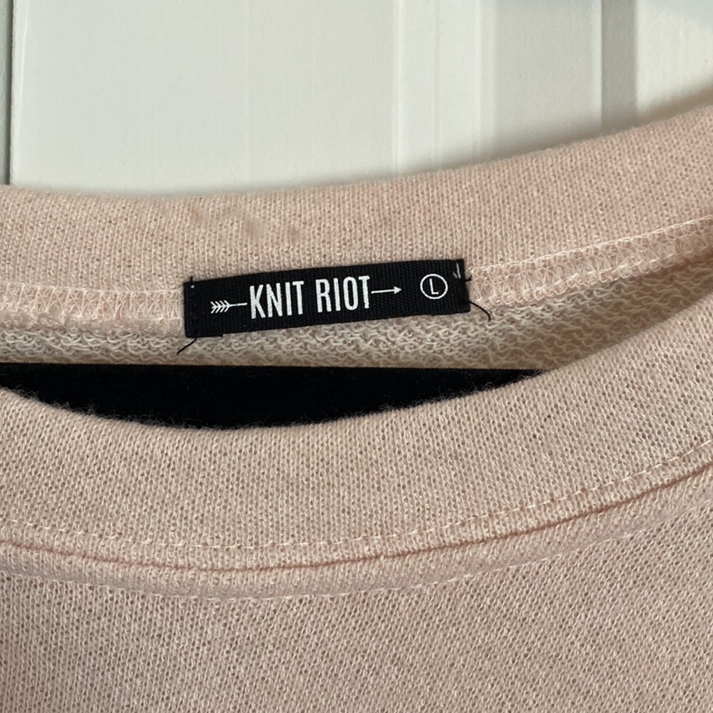 Knit Riot Crop Top Sweater - Picture 4 of 4